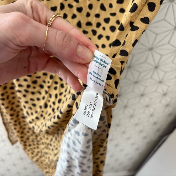 Marine Layer Ryan Cheetah slip midi skirt - Picture 9 of 11